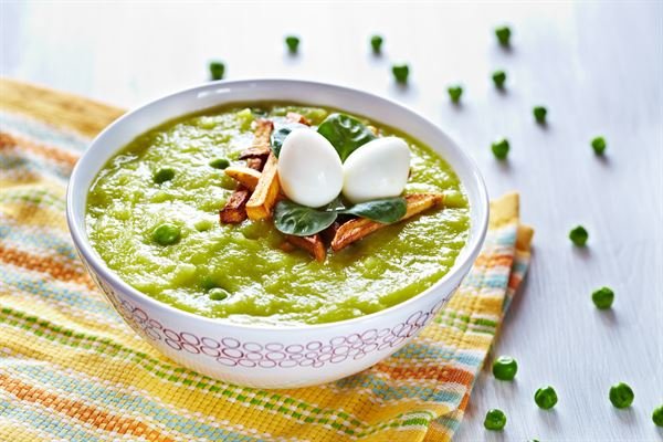 Soupe petits pois-roquette