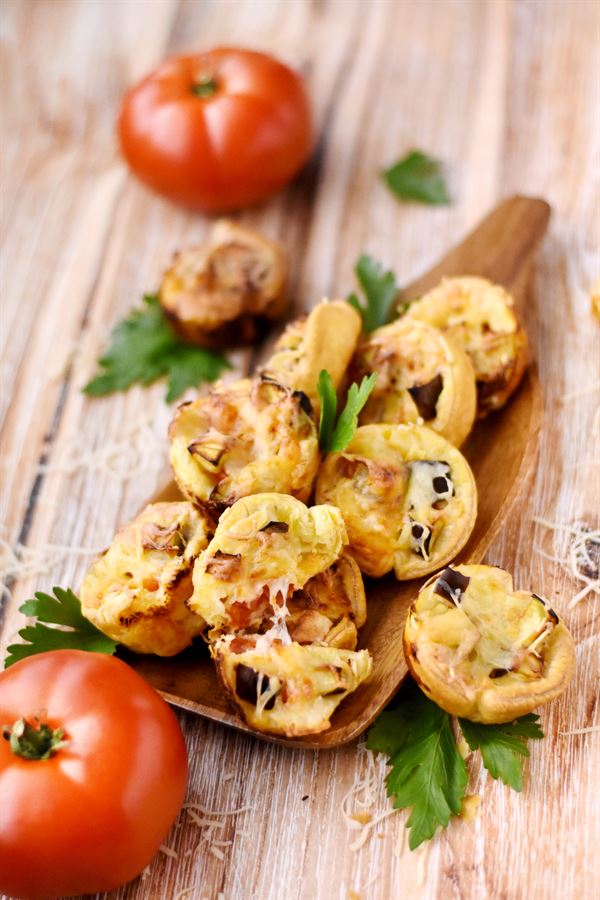 Muffin feuilleté tomate aubergine mozzarella