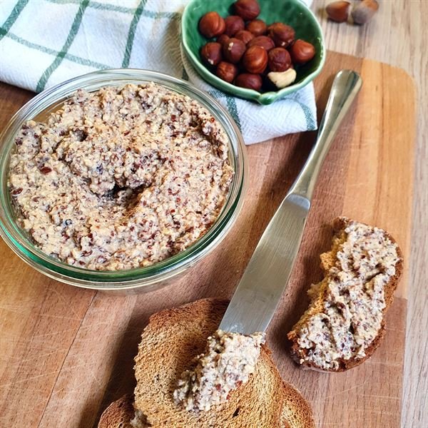 Pâté à lokara de noisettes