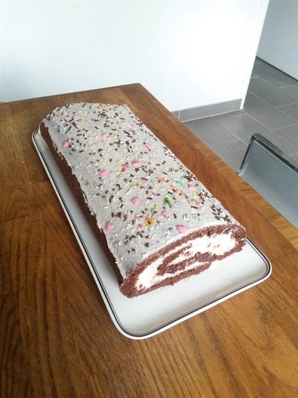 Gâteau roulé cacao à la crème de banane