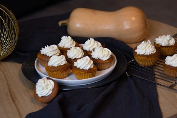 Muffins à la courge et chantilly de feta de Charline