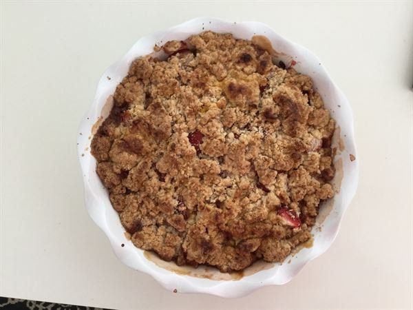 Crumble pomme fraise mangue