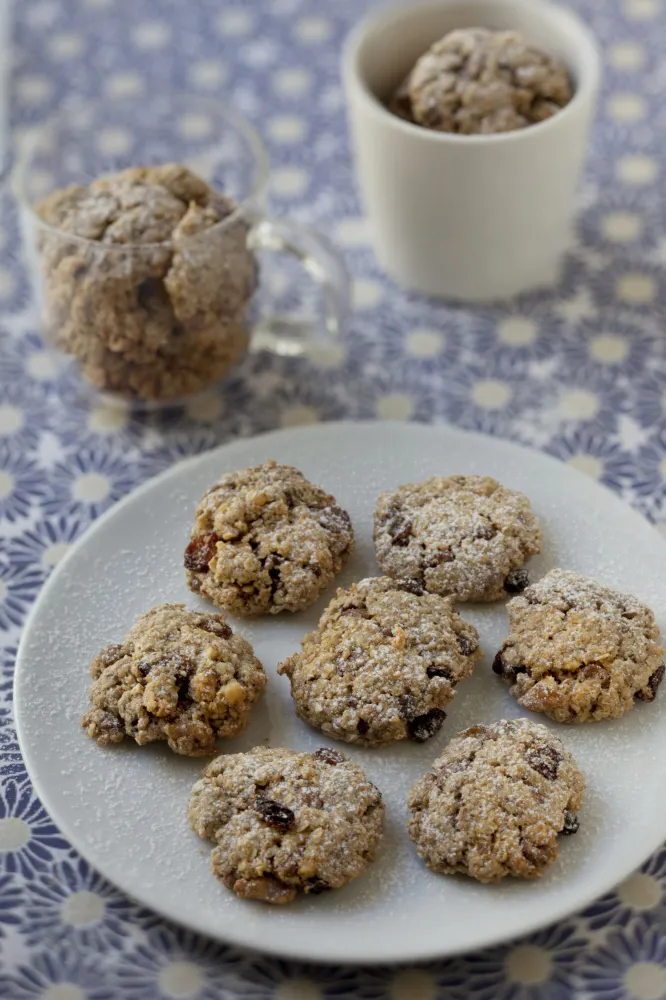 Cookies au chocolat aux raisins et noix