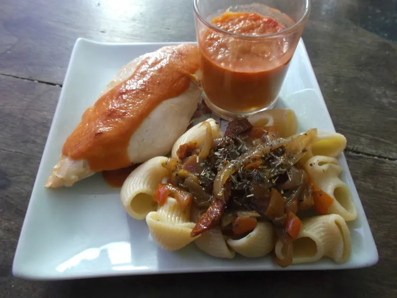 Poulet à la sauce basquaise revisitée