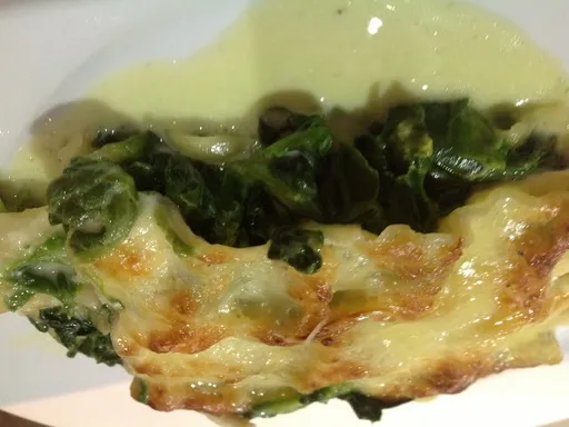 Lasagnes épinards - chèvre - lardons faciles