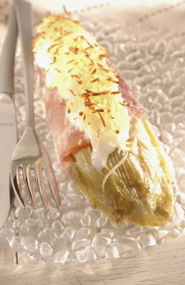 ENDIVES AU JAMBON ALLEGEES