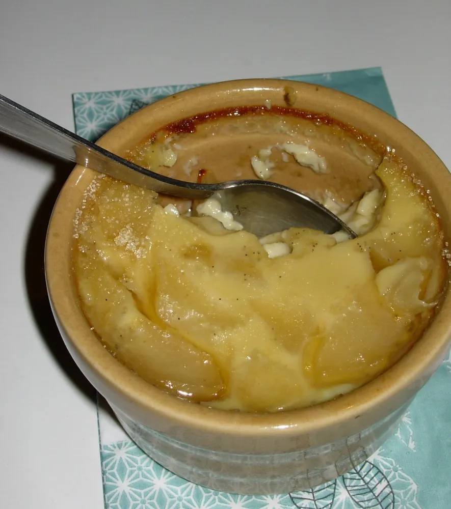 Crème brûlée vanillée aux poires