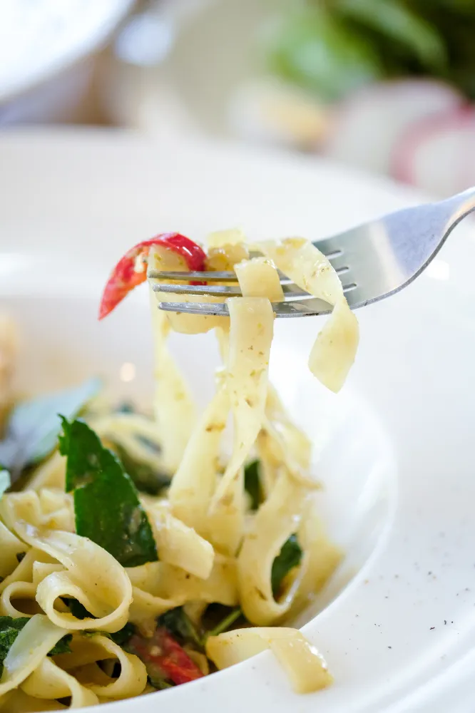 Linguines aux endives et chair décrevisse au Cooking Chef