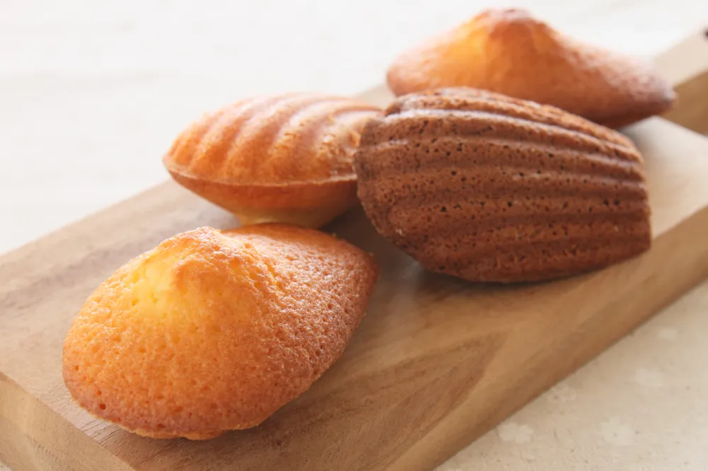 madeleines à la pâte damandes