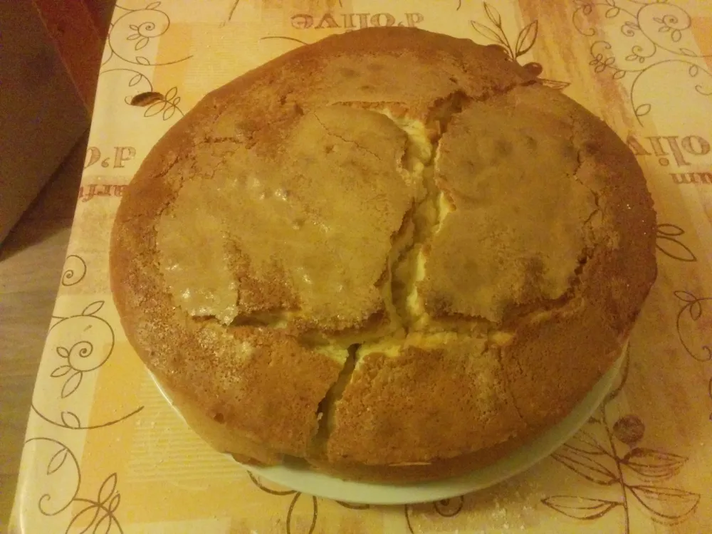 Gâteau moelleux au yaourt aux pommes