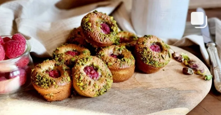 Financiers framboises pistaches