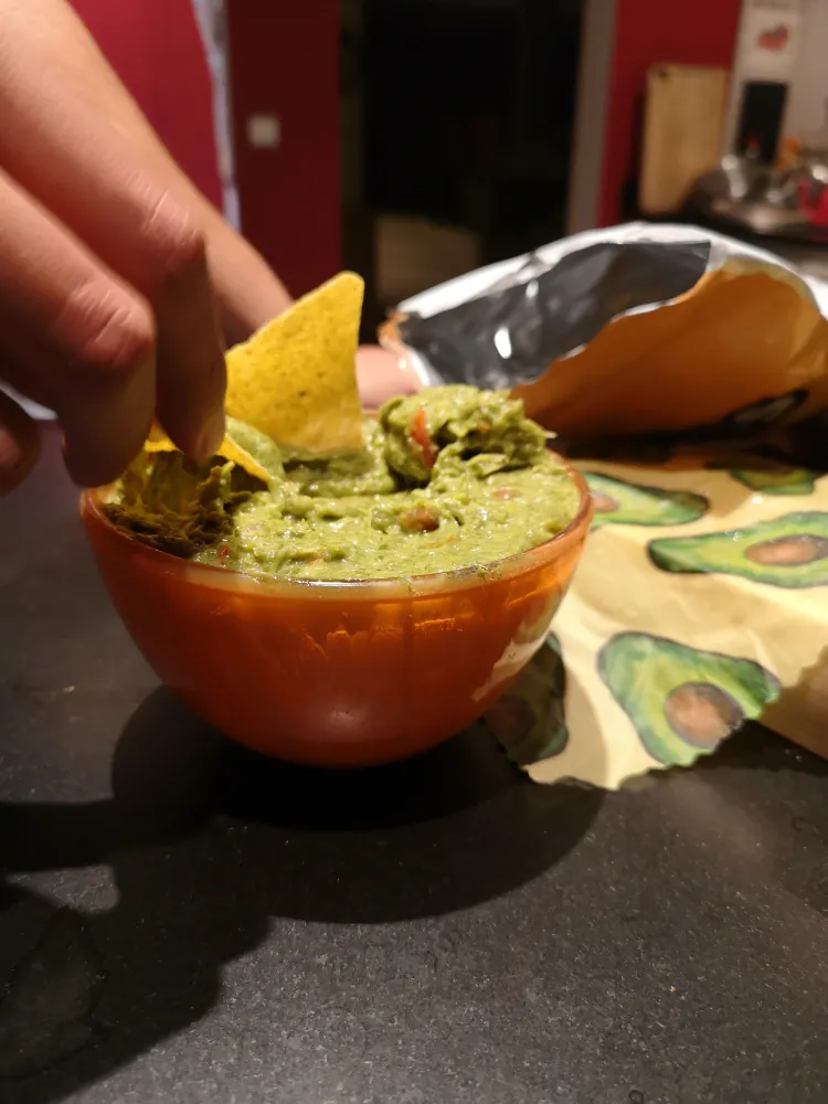 Comme un guacamole aux poireaux (pour utiliser les verts de poireaux)