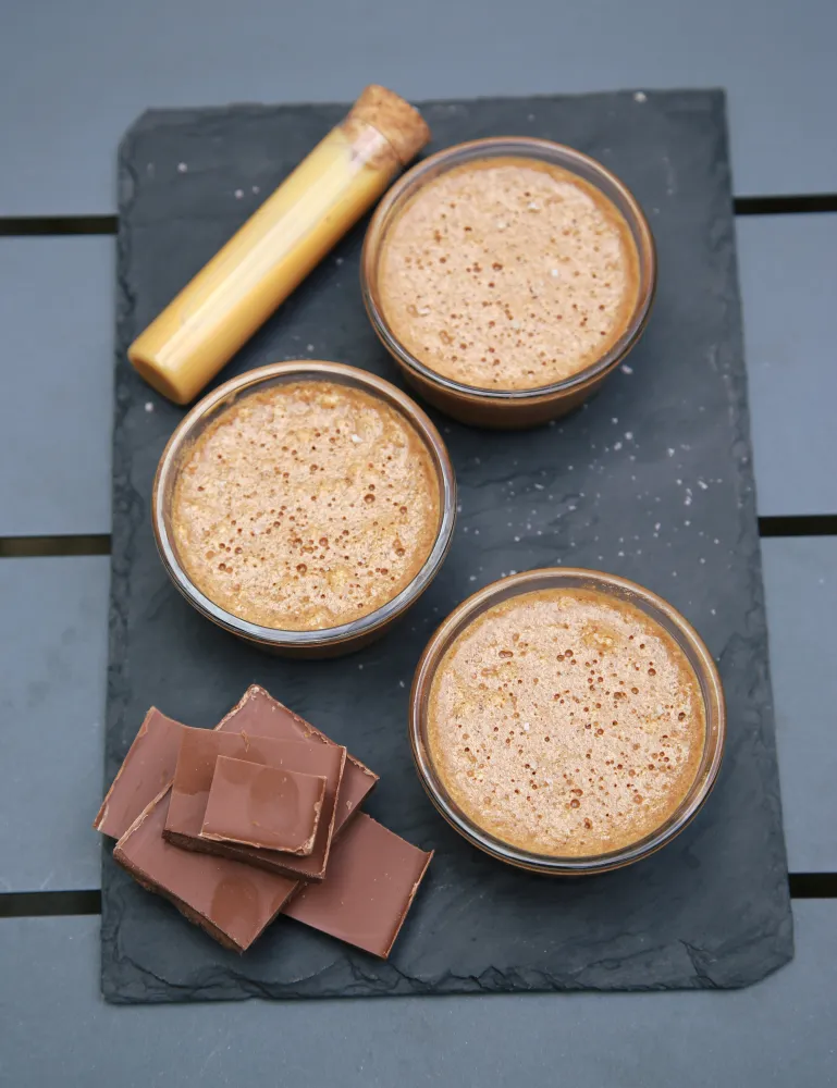 Mousse au chocolat et  caramel au beurre salé