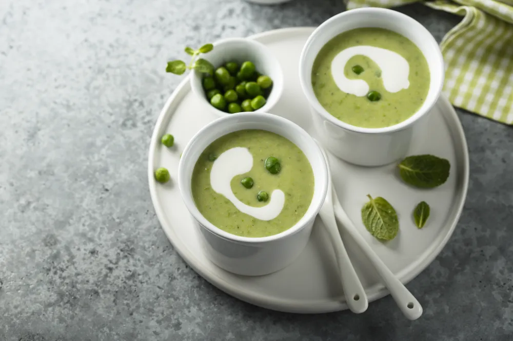 Velouté glacé de menthe et petits pois au Monsieur Cuisine