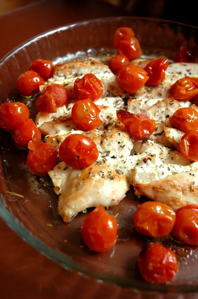 Escalopes de dinde à la feta et tomates cerises