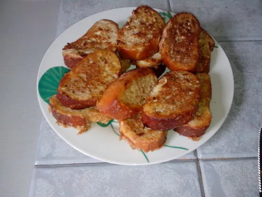 Pain perdu à la cannelle et aux spéculoos