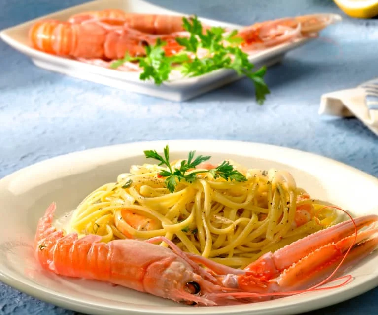 Spaghetti aux asperges et langoustines